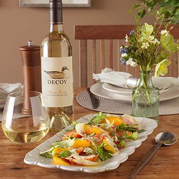 Vinho Sauvignon Blanc - sabores raros e prediletos dos conhecedores de vinho - Sauvignon Blanc pareando com salada