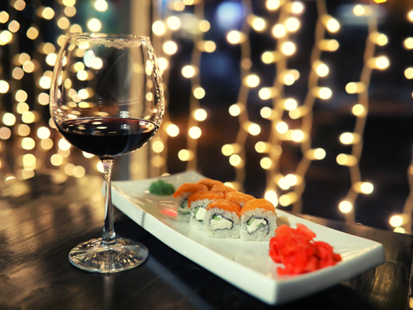 Comida japonesa e vinho