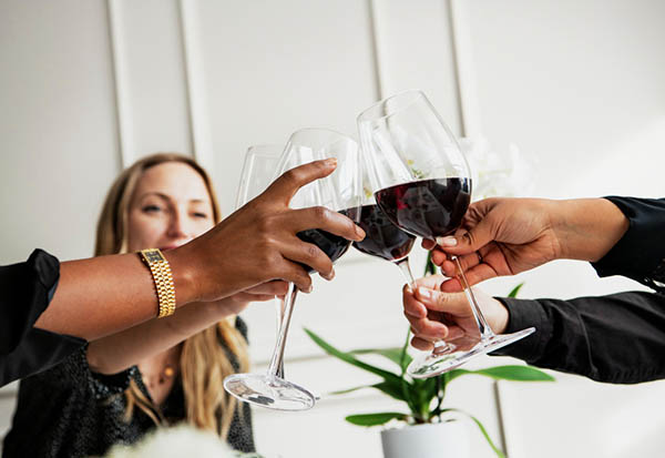 Kit Clássicos Premiados – 4 Vinhos Excepcionais por R$ 69,90 cada - Brindando