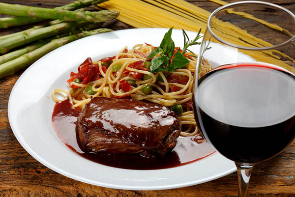 Carmen Premier 1850 Reserva Carménère 2020 - Harmonização