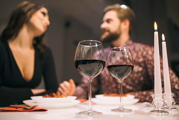Kit 2 Tintos de Bordeaux Premiados – Duas Joias Francesas Medalhadas a Preço Especial - Brindando