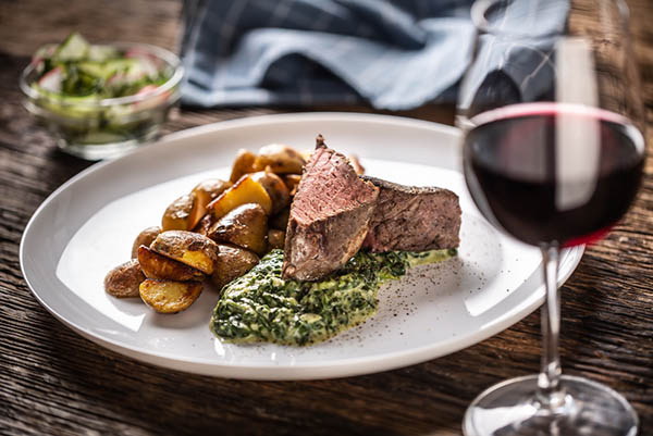Châteauneuf-du-Pape Château de Beaucastel Rouge 2020 - Harmonização