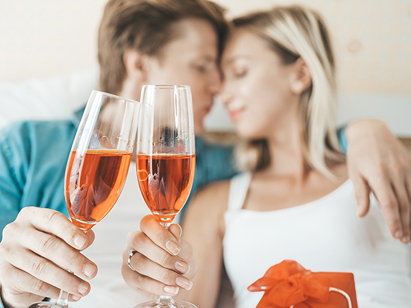 Kit 3 Garrafas Almadén Moscatel Rosé – Doçura Tropical em Dose Tripla - Brindando
