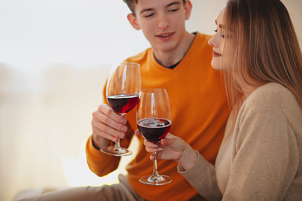Kit 3 Garrafas Vik A Cabernet Sauvignon 2021 – Excelência e Exclusividade Multiplicadas por Três - Brindando