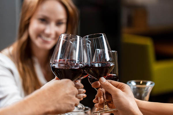 Kit 3 Vinhos Bodegas Caro – Elegância e Potência Franco-Argentina em uma Seleção Exclusiva - Brindando