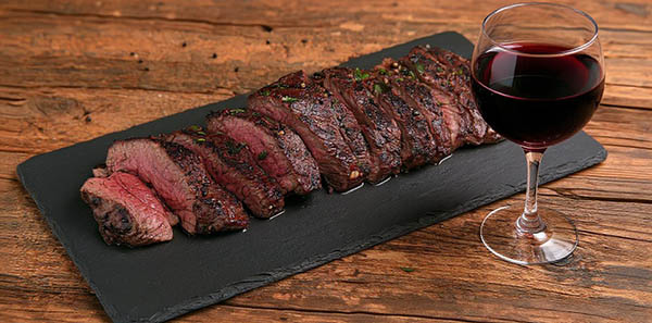 Kit 3 Garrafas Carnivor Zinfandel – Potência Californiana Multiplicada por Três - Harmonização