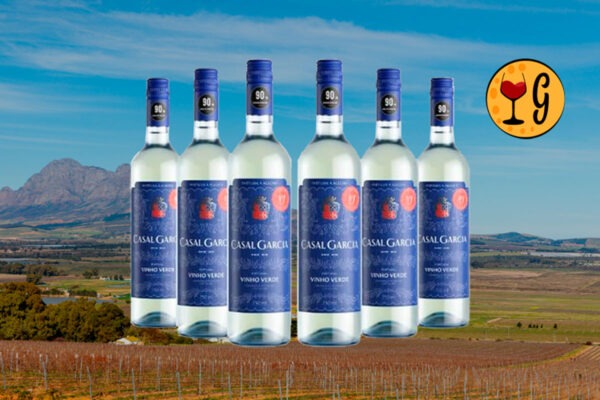 Kit 6 Garrafas Casal Garcia Branco Vinho Verde DOC – Frescor e Tradição Atlântica Multiplicados por Seis - Thumbnail