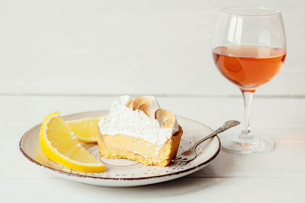 Kit 6 Garrafas Casal Garcia Sweet Rosé – Doçura e Leveza do Vinho Verde Multiplicadas por Seis - Hamonização