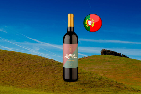 Terra Pequena Signature Vinho regional Alentejano 2022 - Thumbnail