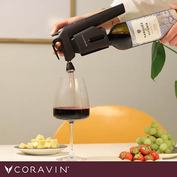 Coravin Model Three Timeless Plus Kit preservador de vinho 06