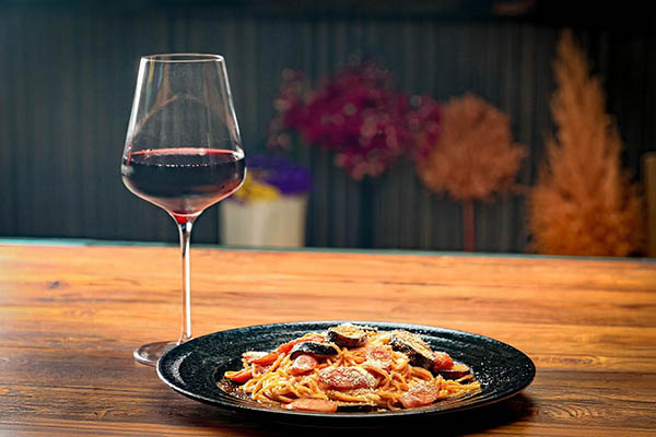 Escada Touriga Nacional Vinho Regional Lisboa 2023 - Harmonização
