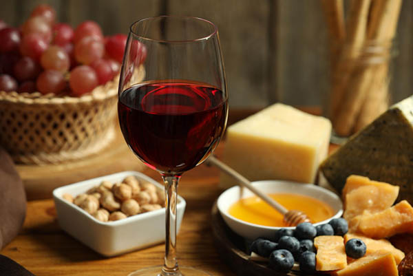 Kalfu Sumpai Pinot Noir 2023 - Harmonização