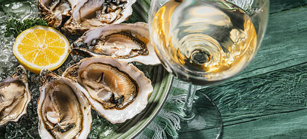 Albert Bichot Chablis Domaine Long‑Depaquit 2023 - Harmonização