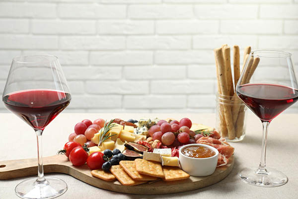 Niepoort Nat Cool Drink Me Bairrada Tinto 1L 2023 - Harmonização