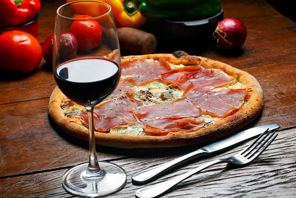 Planeta La Segreta Rosso Sicilia DOC 2021 - Harmonização