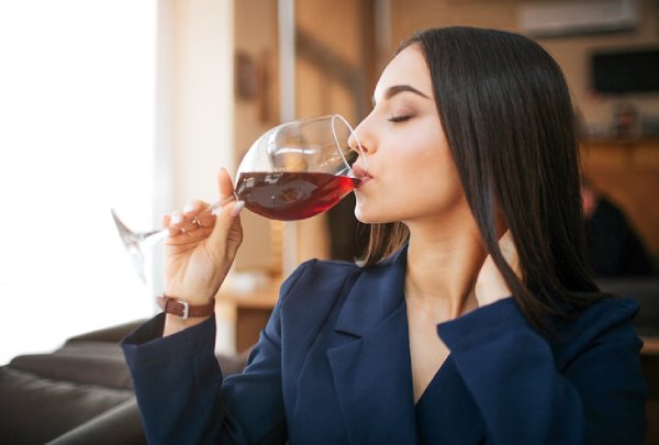 Júlia Florista Tinto 2021 - Degustando