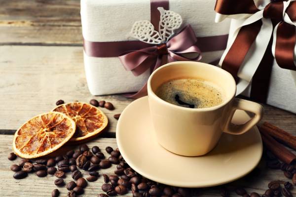 Kit de cafés especiais organizado em uma caixa para presente